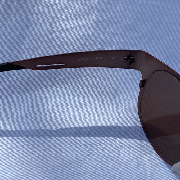 Bolle Adelaide Sunglasses Unisex - Picture 5 of 8